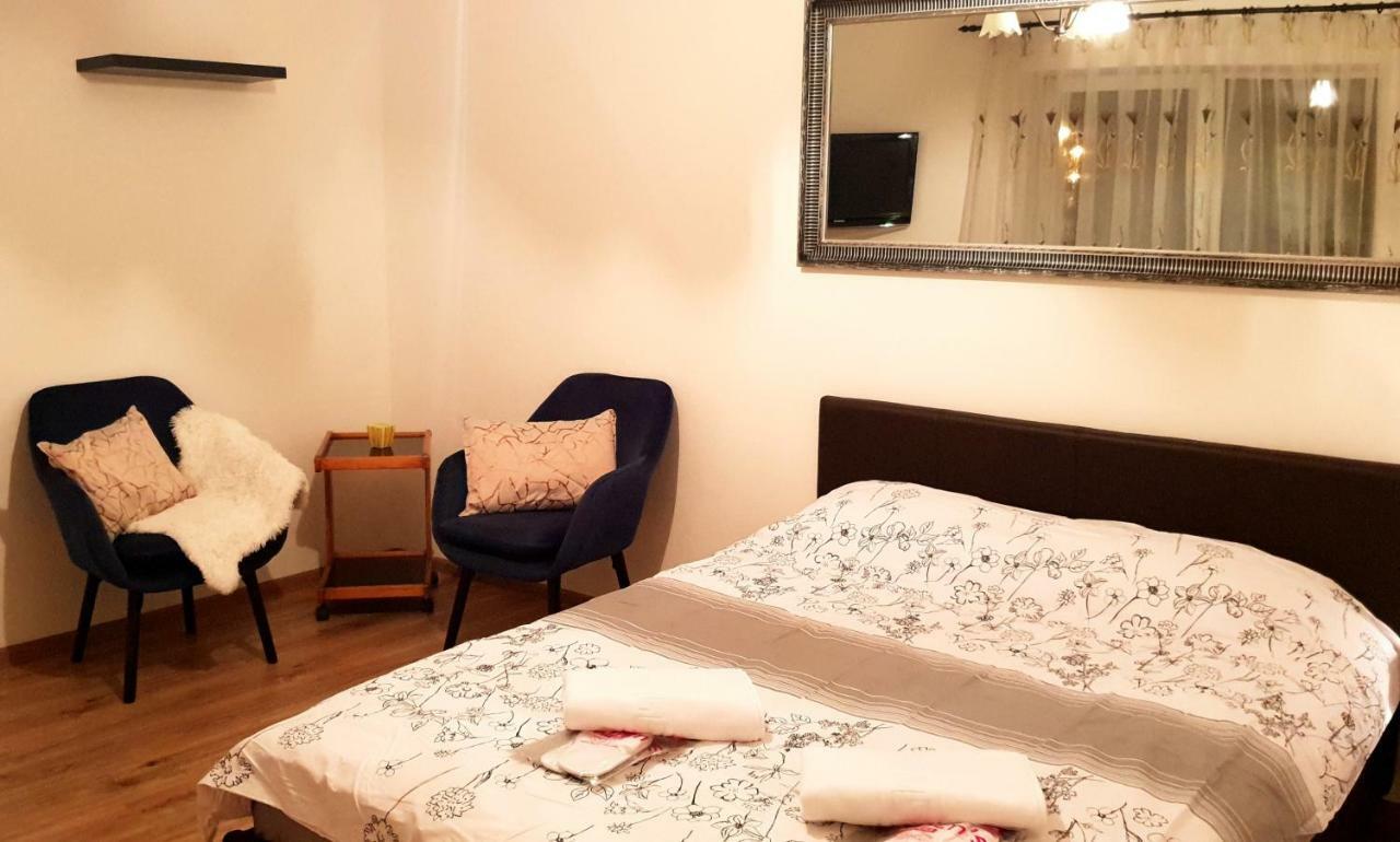 Central Apartment Dumdix Braşov Exterior foto