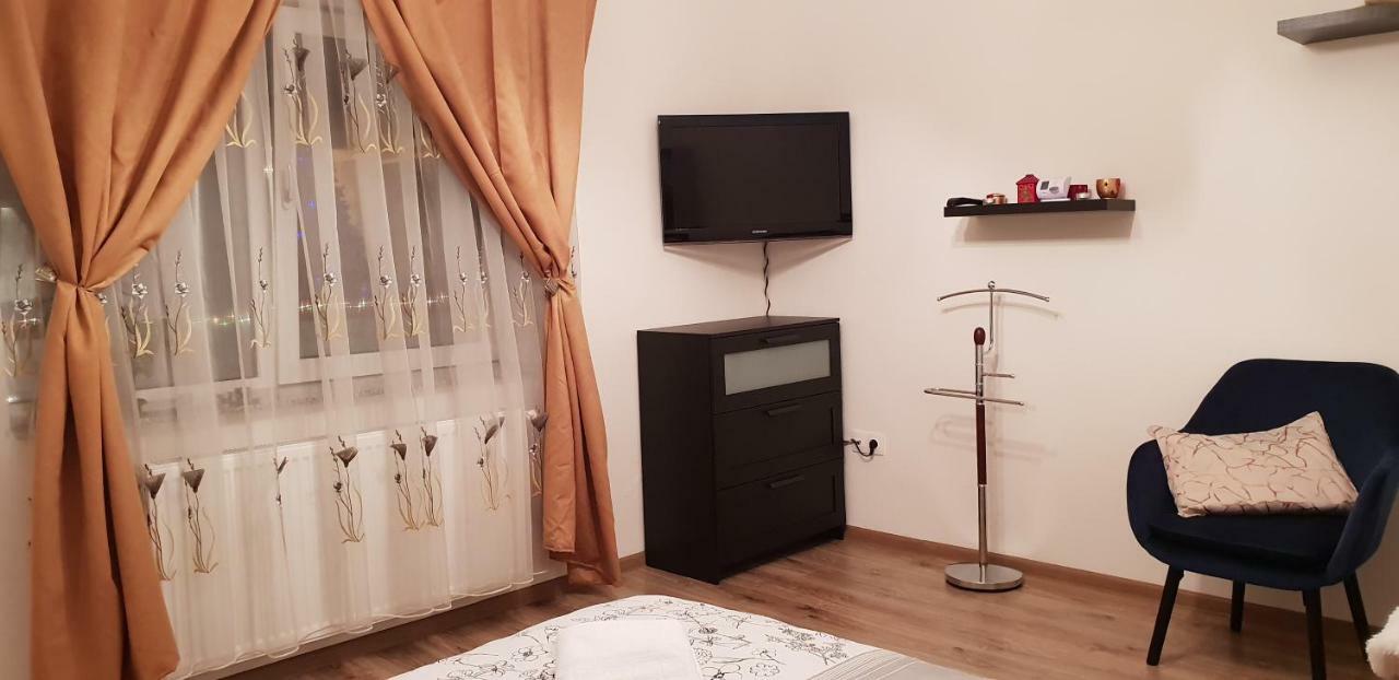 Central Apartment Dumdix Braşov Exterior foto